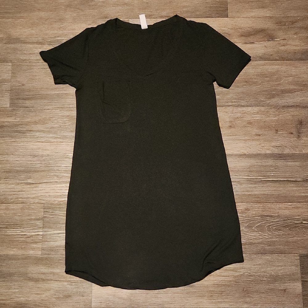 Altar'd State Pocket Tee-Style Short Dress - Size Small